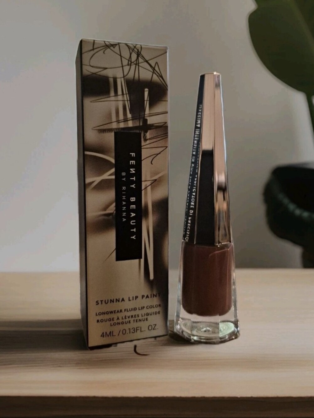 Fenty Beauty Stunna Lip Paint Unveil Chocolate Brown Nude Liquid Lipstick NIB